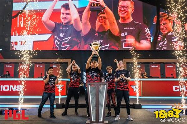 是俱乐部与 是俱乐部与